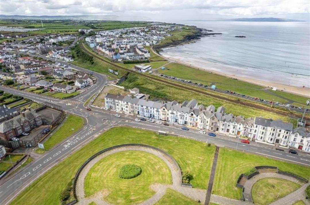 1 West Beach - Dog Friendly - Portrush By The Sea Exterior foto